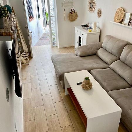 La Casita De Lu Apartment กาซาเรส ภายนอก รูปภาพ