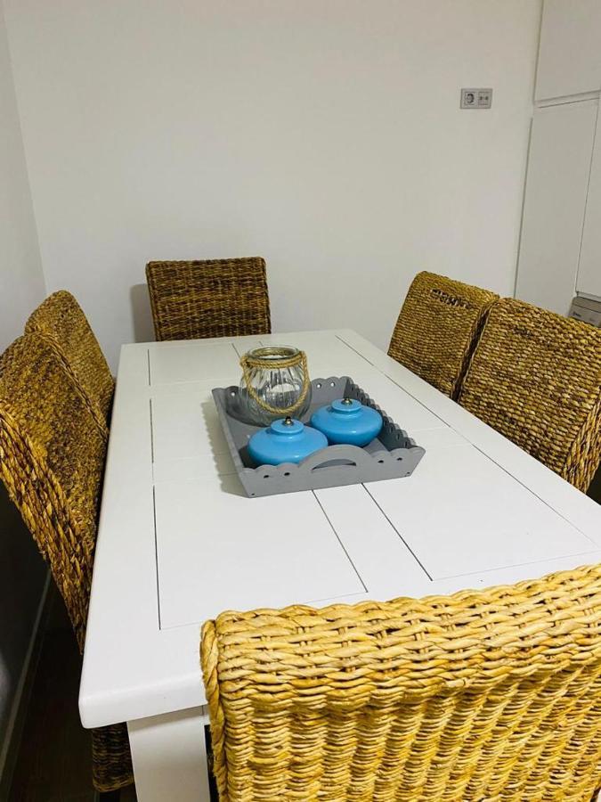 La Casita De Lu Apartment กาซาเรส ภายนอก รูปภาพ
